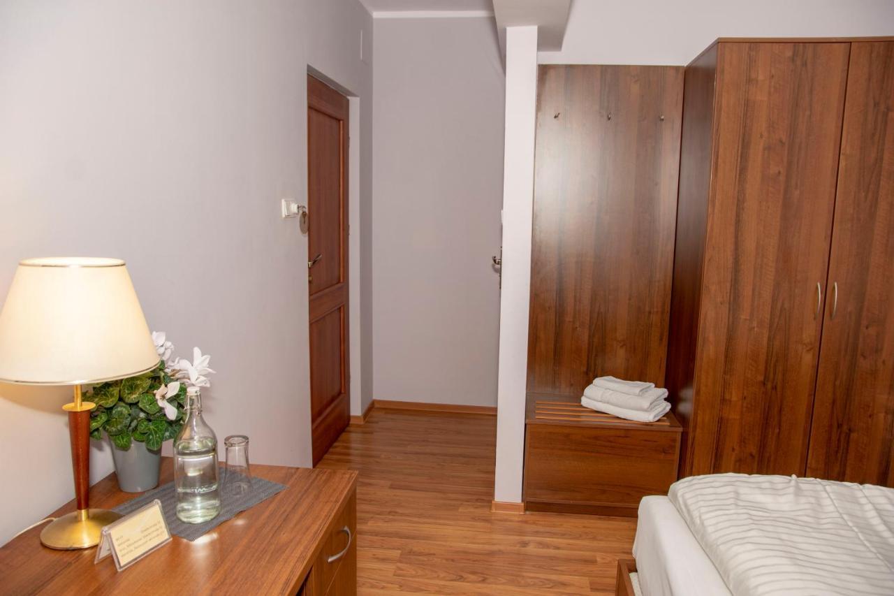 טיצ'י Weranda Rooms מראה חיצוני תמונה