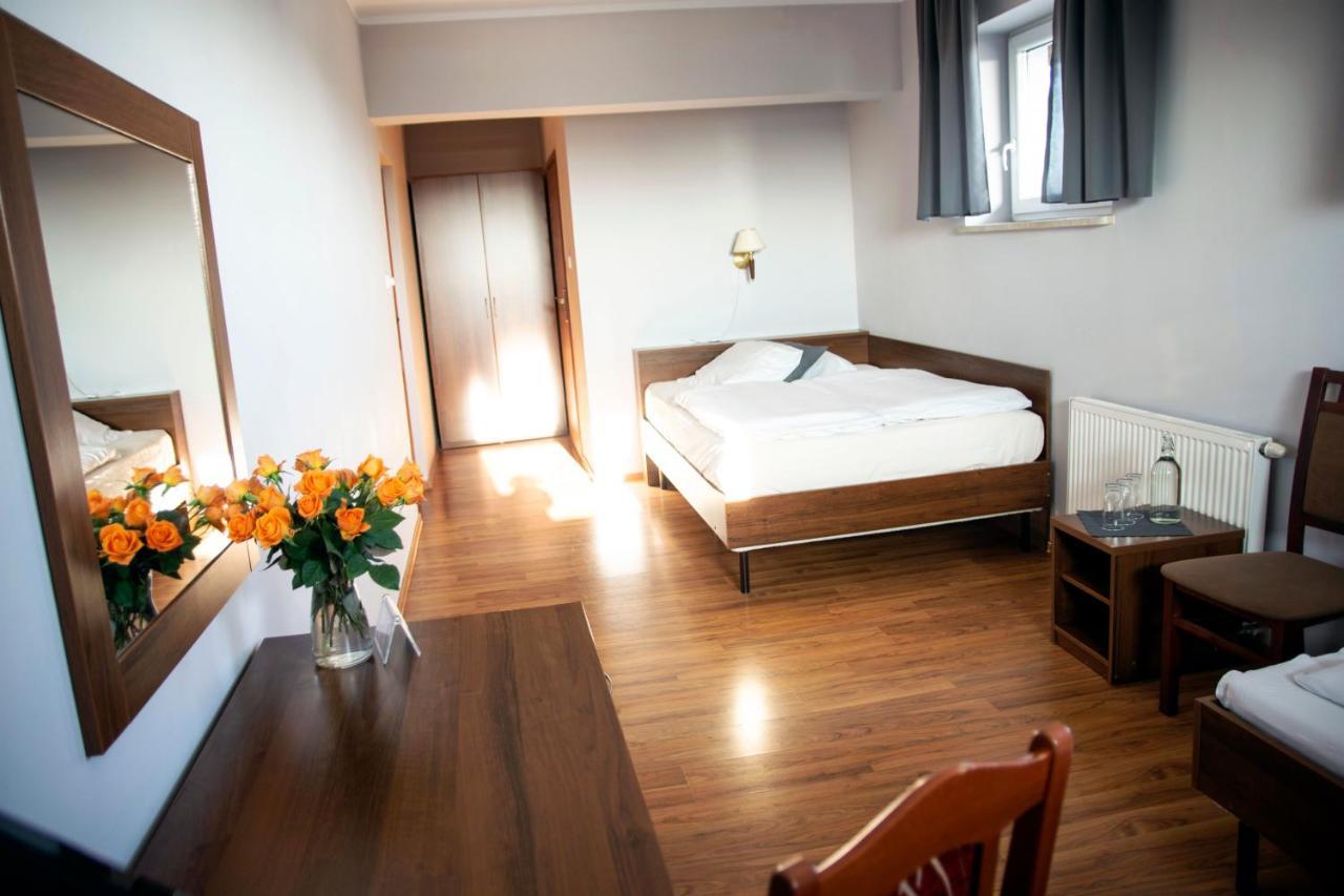 טיצ'י Weranda Rooms מראה חיצוני תמונה