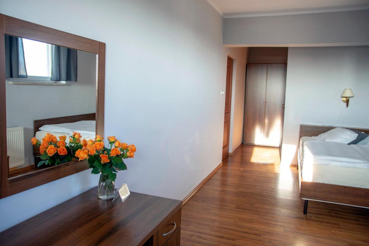 טיצ'י Weranda Rooms מראה חיצוני תמונה