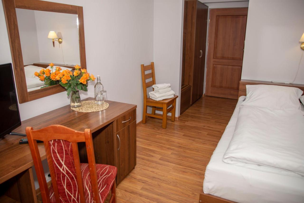 טיצ'י Weranda Rooms מראה חיצוני תמונה